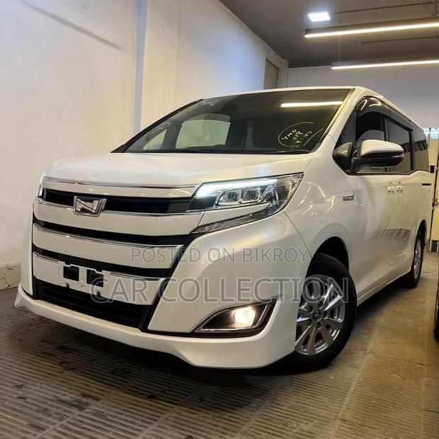 Toyota Noah 2021 Pearl