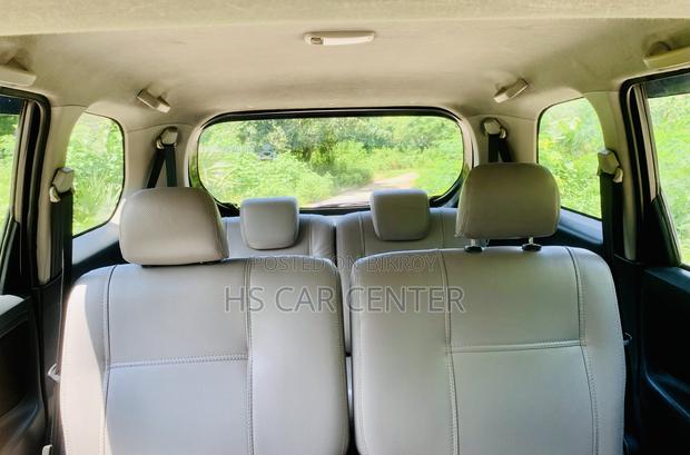 Toyota Avanza 2012 Gray
