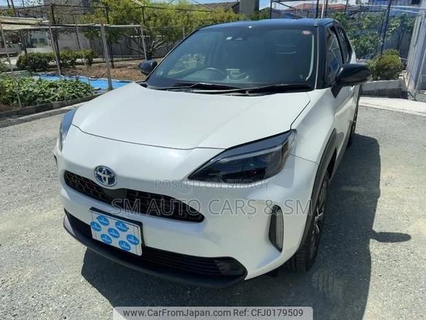 Toyota Yaris Cross 1.5 Hybrid FWD 2021 Pearl