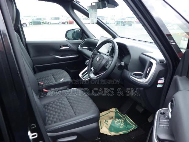 Toyota Voxy Hybrid S-Z 2WD 7-Seater 2023 Black
