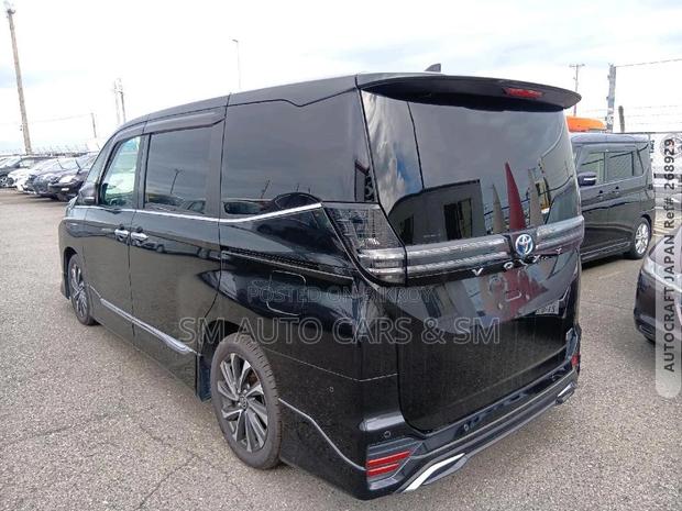 Toyota Voxy Hybrid S-Z 2WD 7-Seater 2022 Black