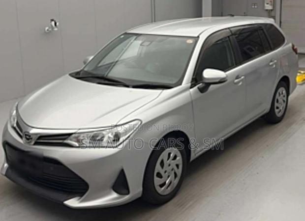 Toyota Corolla Fielder 2021 Silver