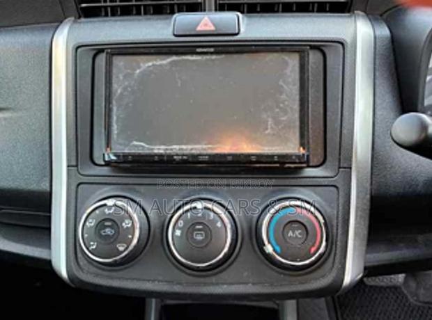 Toyota Corolla Fielder 2021 Silver