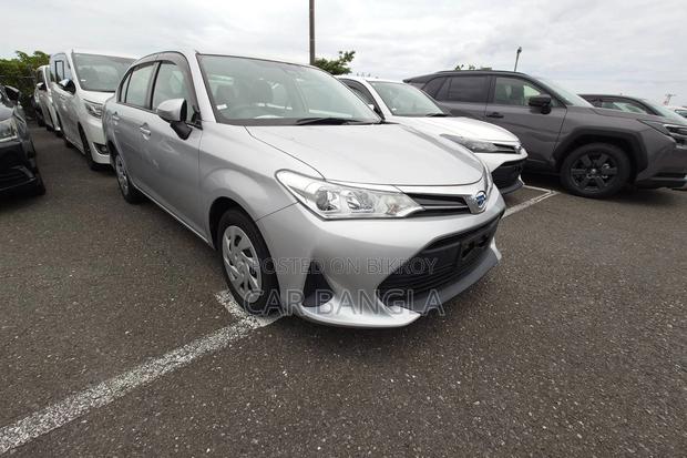 Toyota Axio 2021 Silver