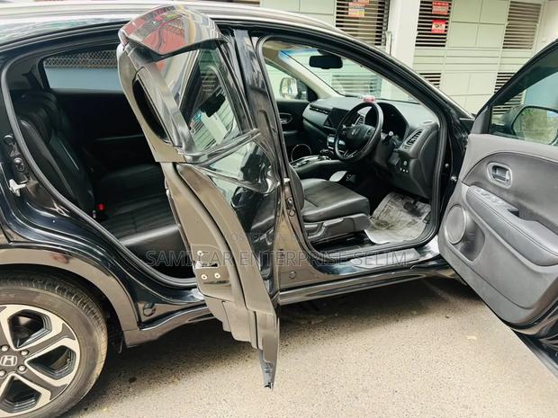 Honda Vezel 2014 Black