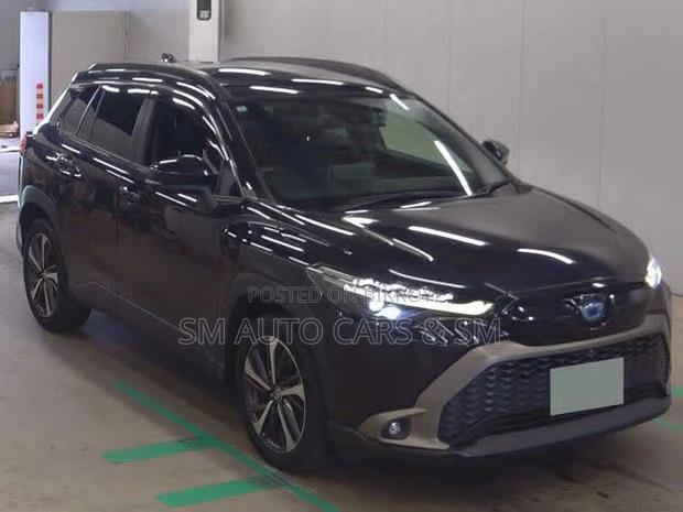 Toyota Corolla Cross 1.8 Hybrid FWD 2022 Black
