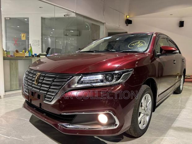 Toyota Premio 1.5 FWD 2018 Red