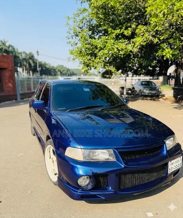 Mitsubishi Lancer 2002 Blue