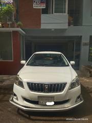 Toyota Premio 2012 Pearl for sale
