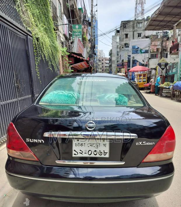Nissan Sunny B15 Sedan 1.3 2004 Black