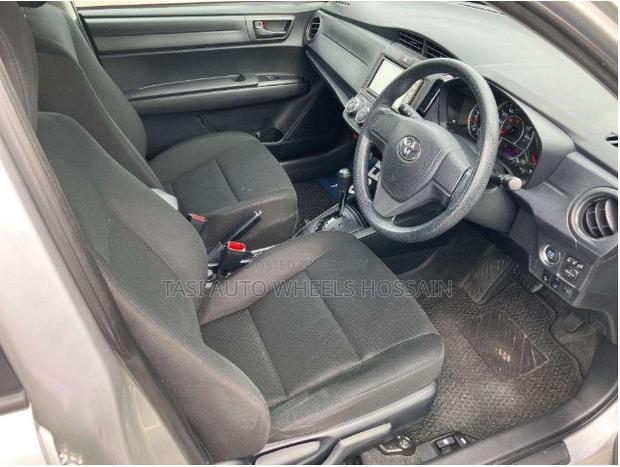 Toyota Axio 2022 Silver