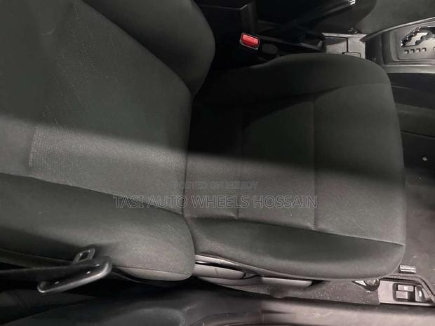 Toyota Axio 2021 Silver