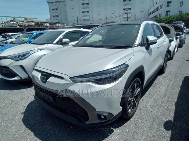 Toyota Corolla Cross 2021 Pearl