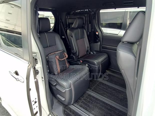 Toyota Noah 2022 Pearl