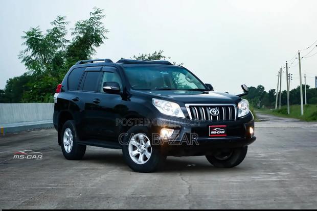 Toyota Land Cruiser Prado 2.7 I 2012 Black