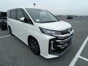 Toyota Noah 2023 Pearl for sale