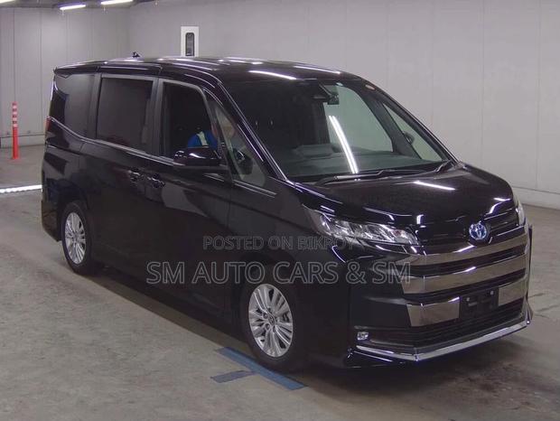 Toyota Noah 2023 Black
