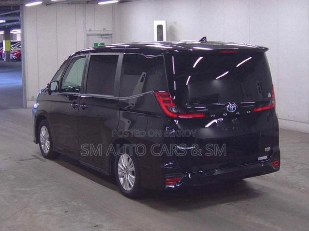 Toyota Noah 2023 Black