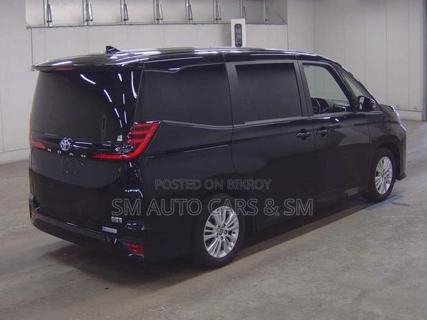 Toyota Noah 2023 Black