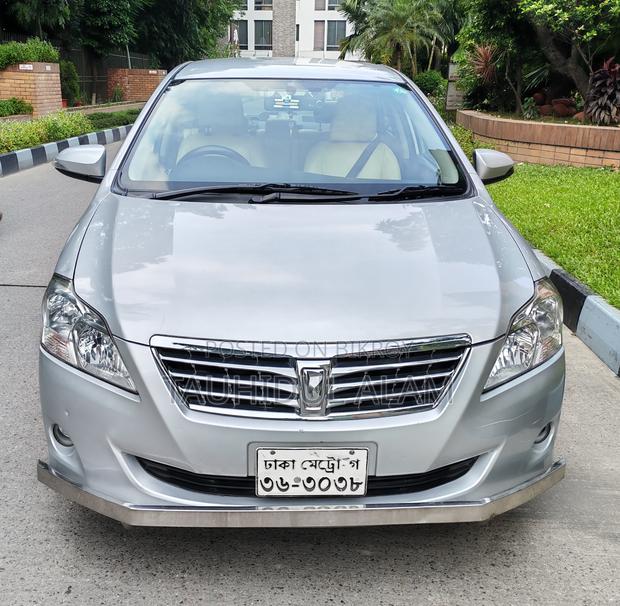 Toyota Premio 1.5 FWD 2016 Silver