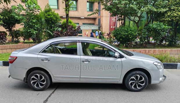 Toyota Premio 1.5 FWD 2016 Silver