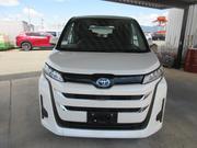Toyota Noah 2022 White for sale