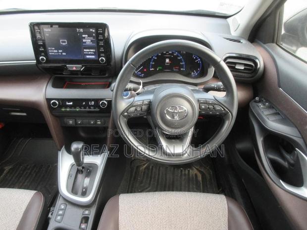 Toyota Yaris Cross 1.5 Hybrid FWD 2021 Black