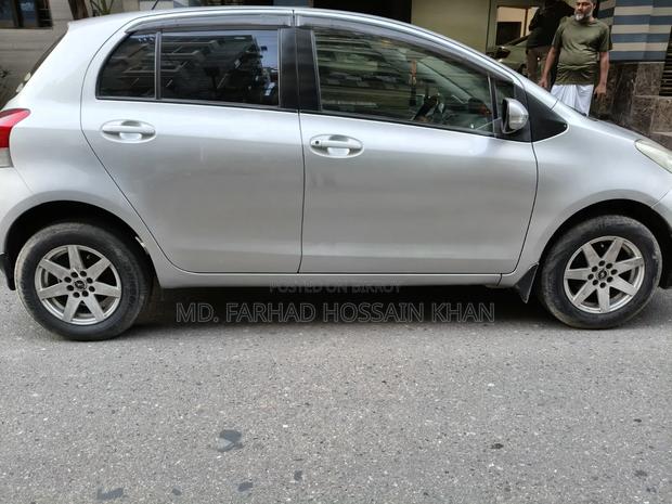 Toyota Vitz 2008 Silver