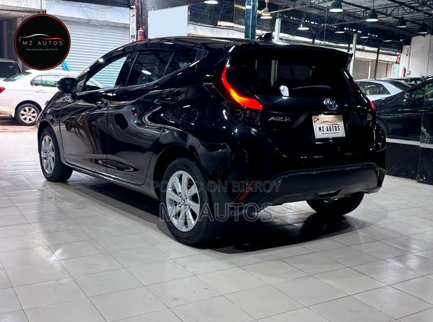 Toyota Aqua 2021 Black