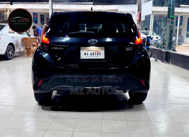 Toyota Aqua 2021 Black
