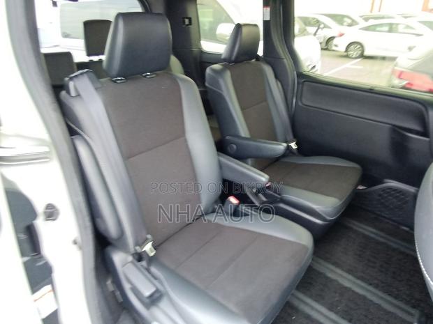 Toyota Noah 2021 Pearl
