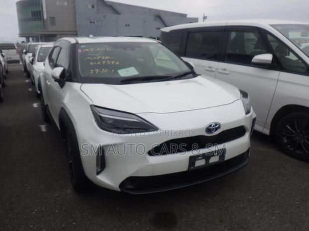 Toyota Yaris Cross 2021 Pearl