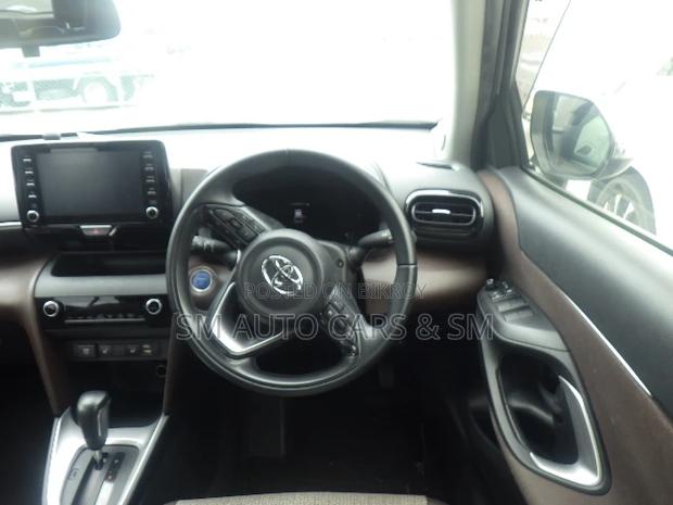 Toyota Yaris Cross 2021 Pearl
