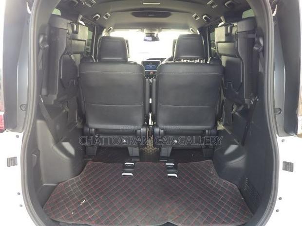 Toyota Noah 2021 Pearl