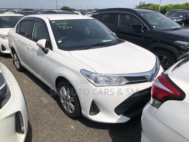 Toyota Axio 2021 White