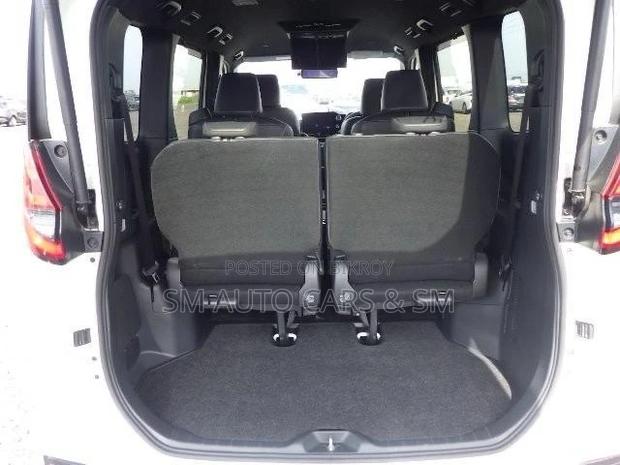 Toyota Noah 2022 Pearl