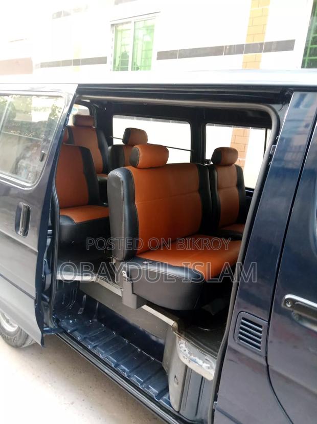 Toyota Grand HiAce 2002 Blue