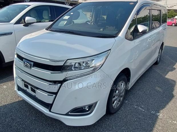 Toyota Noah 2021 Pearl