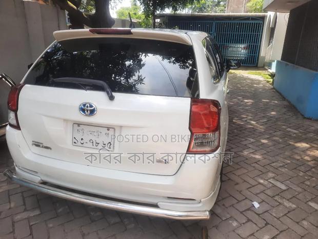 Toyota Corolla Fielder 2013 Pearl