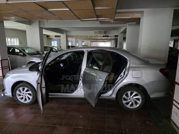 Toyota Axio 2021 Silver