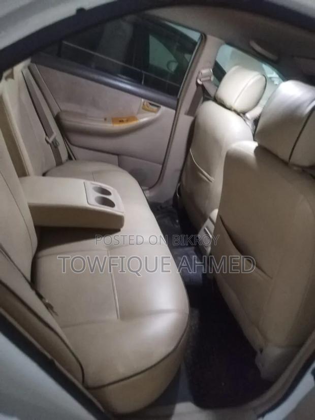 Toyota Corolla Sedan Automatic 2004 White