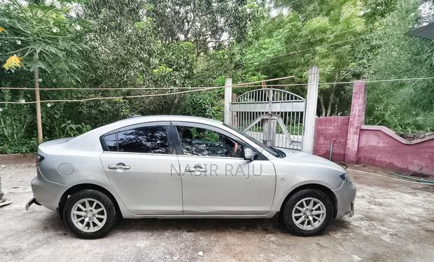 Mazda Axela 2005 Silver