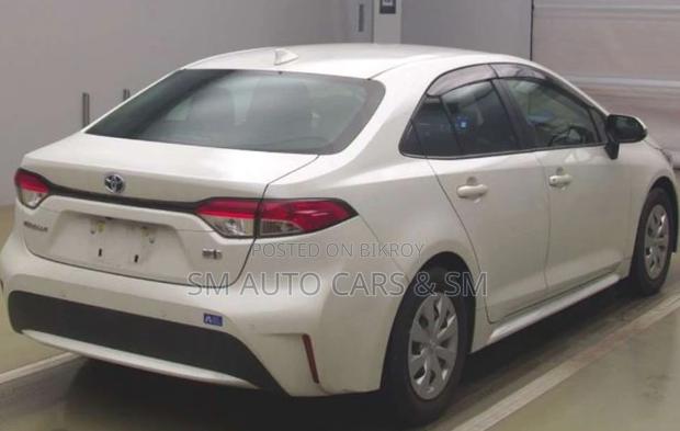 Toyota Corolla 2021 Pearl