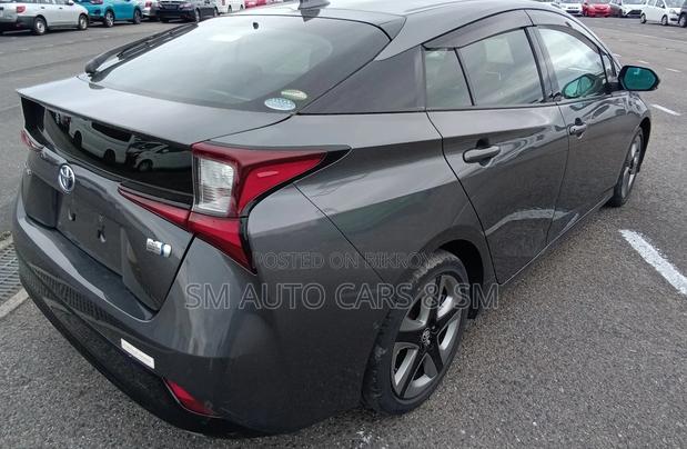 Toyota Prius 2021 Gray