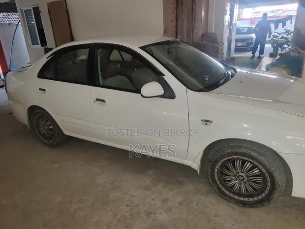 Nissan Sunny 2012 White