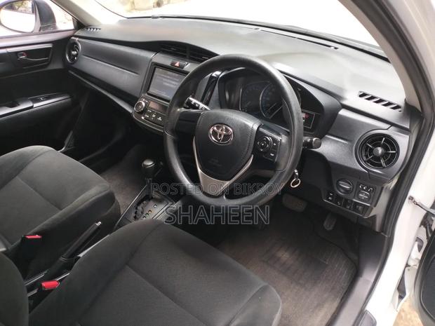 Toyota Axio 1.5 Hybrid 2WD 2018 White