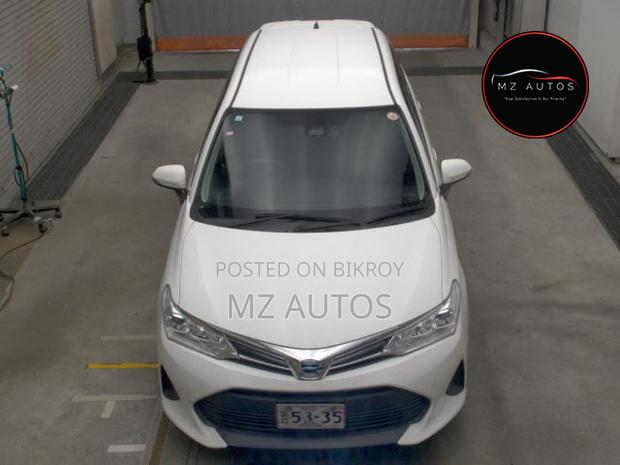 Toyota Corolla Fielder 1.5 Hybrid FWD 2021 White