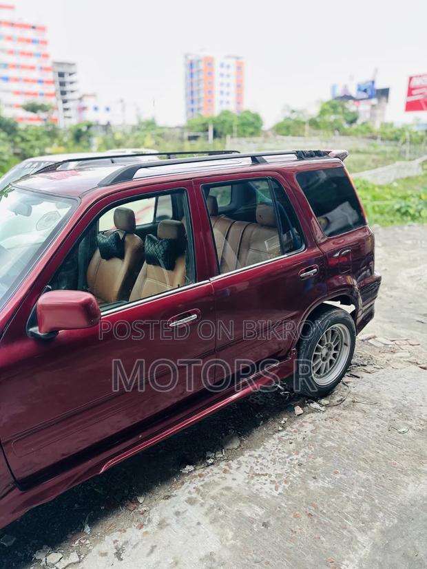 Honda CR-V 1996 Red