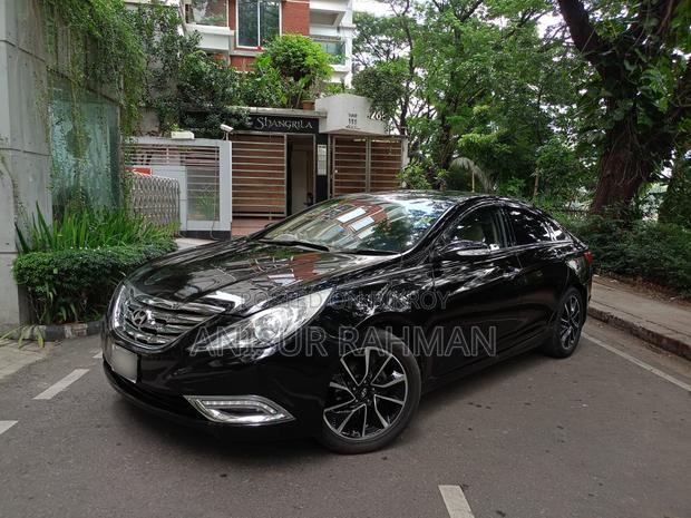 Hyundai Sonata Limited 2.0T Sedan (2.0L 4cyl 6A) 2012 Black