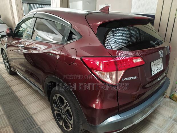 Honda Vezel 1.5 2WD 2015 Red